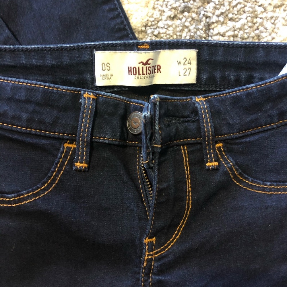 Hollister skinny jeans. Size 0-short
